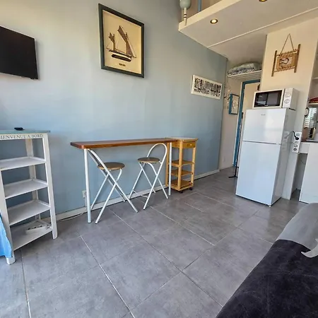 Appartement Avec Parking - 2 Pers. Vue Sete - Fr-1-880-90 *